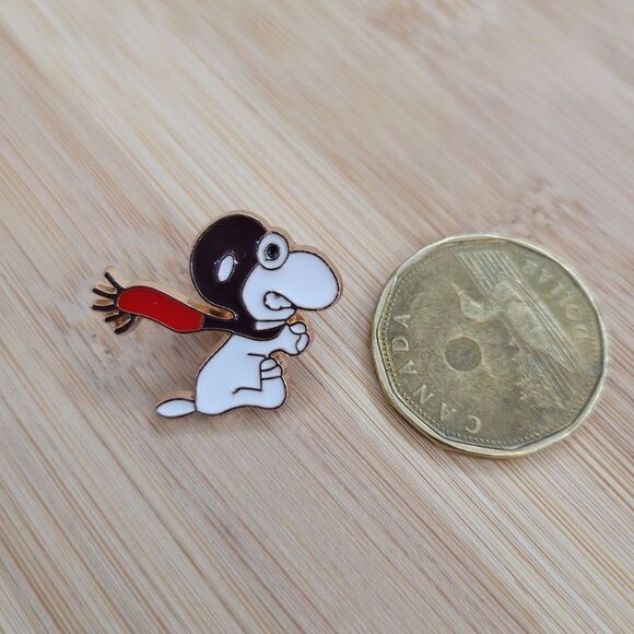 2/$20 Brand New Snoopy Ski Pin Brooch - Picture 3 of 3